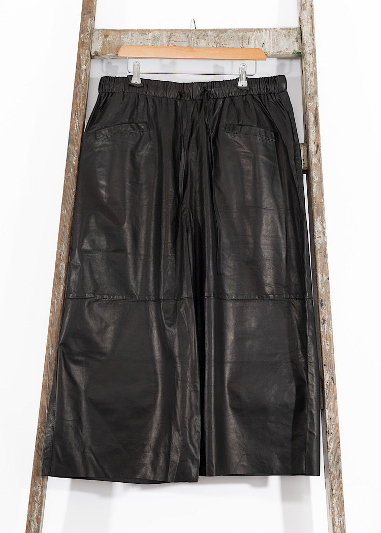PRE-LOVED SORT AARHUS LEATHER TROUSER