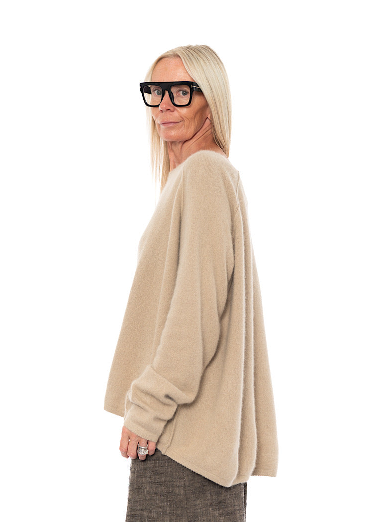 SIGNATURE RACCOON HAIR KNIT