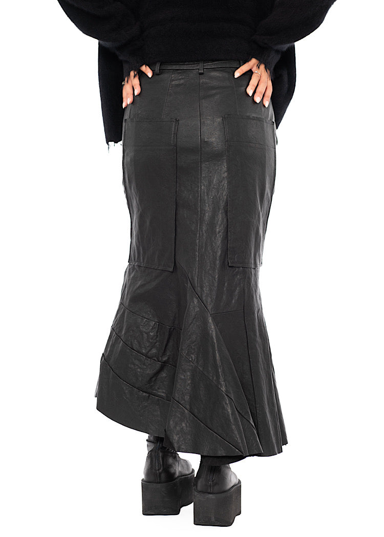 ASYMMETRIC FLARED LEATHER SKIRT
