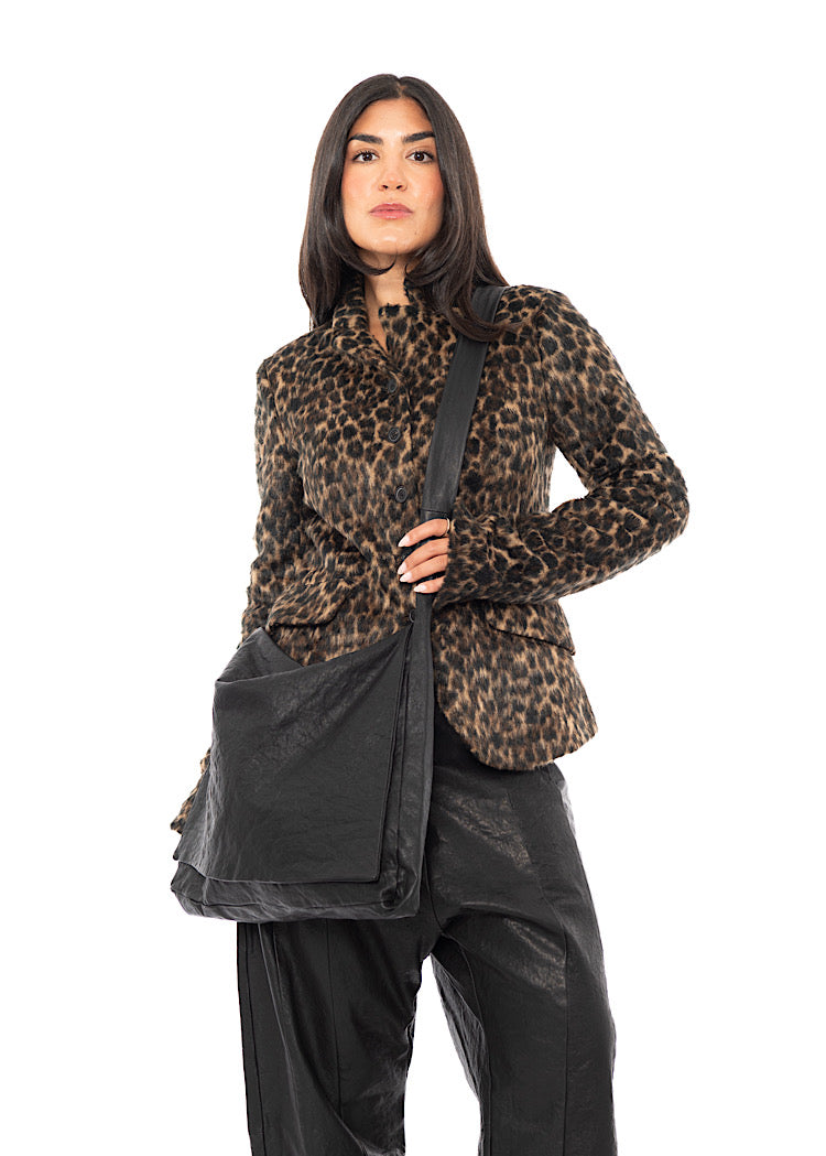 OVERSIZED LEATHER SHOULDER BAG