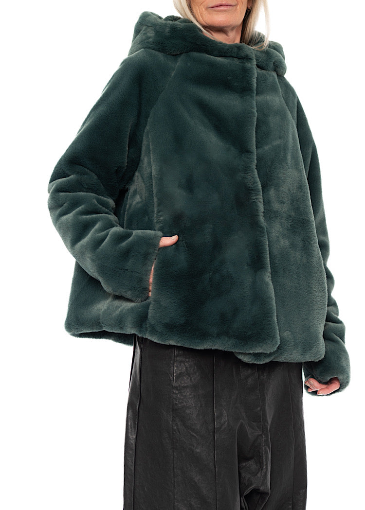 CROPPED HOODED FAUX FUR JACKET