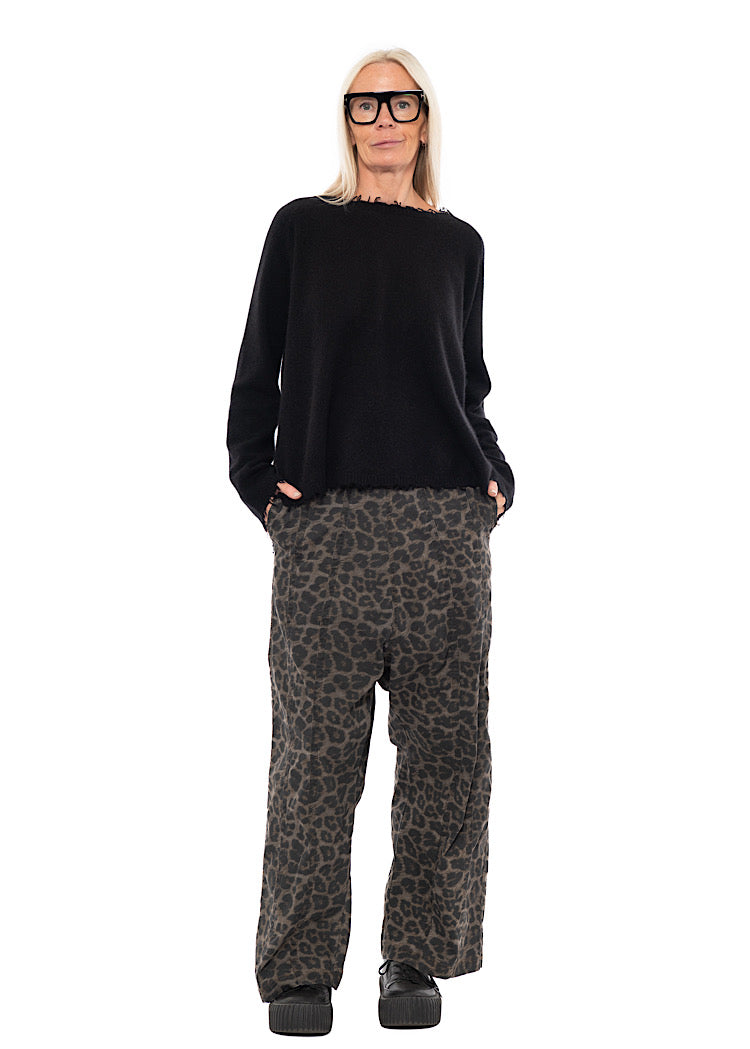 DISTRESSED MERINO RACCOON PULLOVER