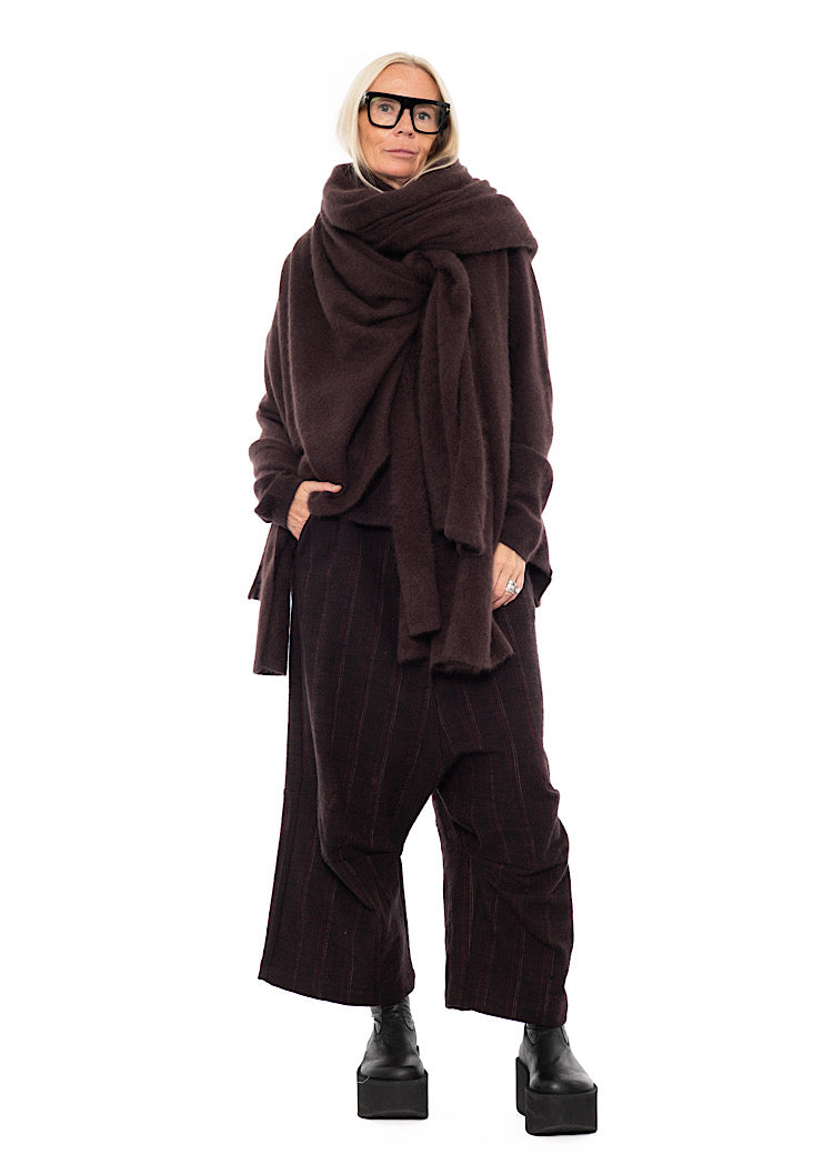 SIGNATURE OVERSIZED RACOON SCARF