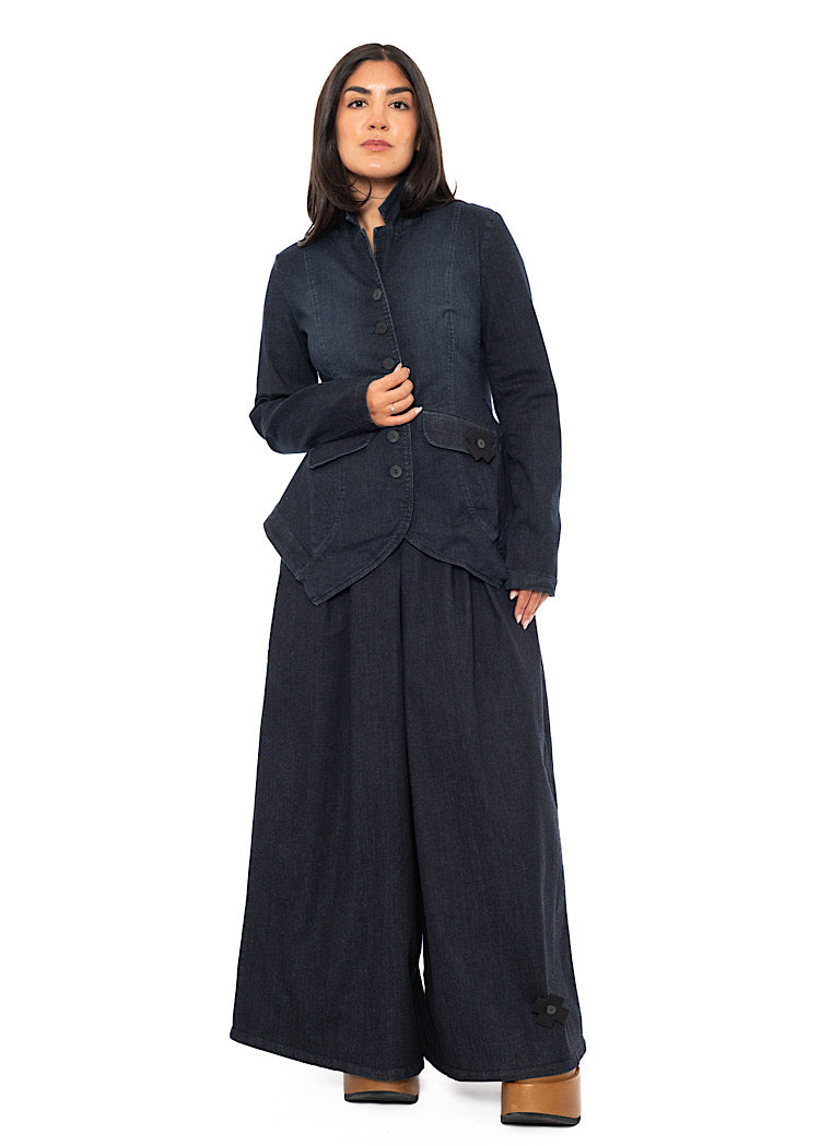 STRETCH PLEATED WIDE-LEG TROUSER