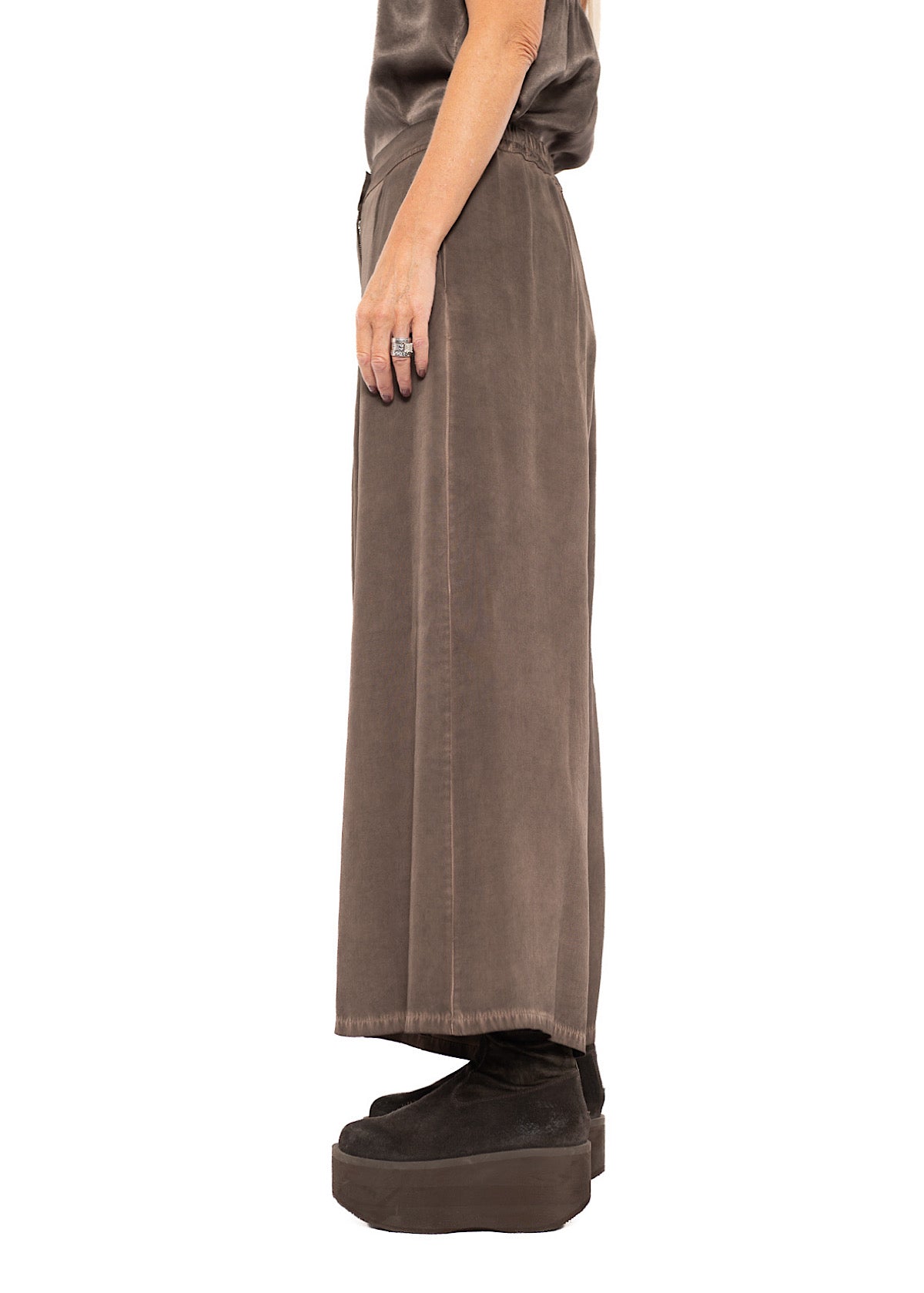 FLUID WIDE LEG TROUSER