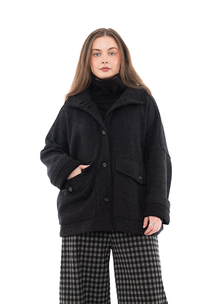 OVERSIZED HOODED WELL JACKET
