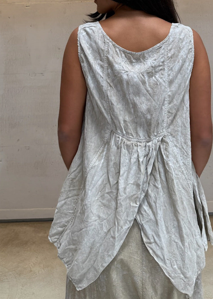 PRE-ORDER RUNDHOLZ DIP TOP *SKY FOG* (Shown in LINEN FOG)