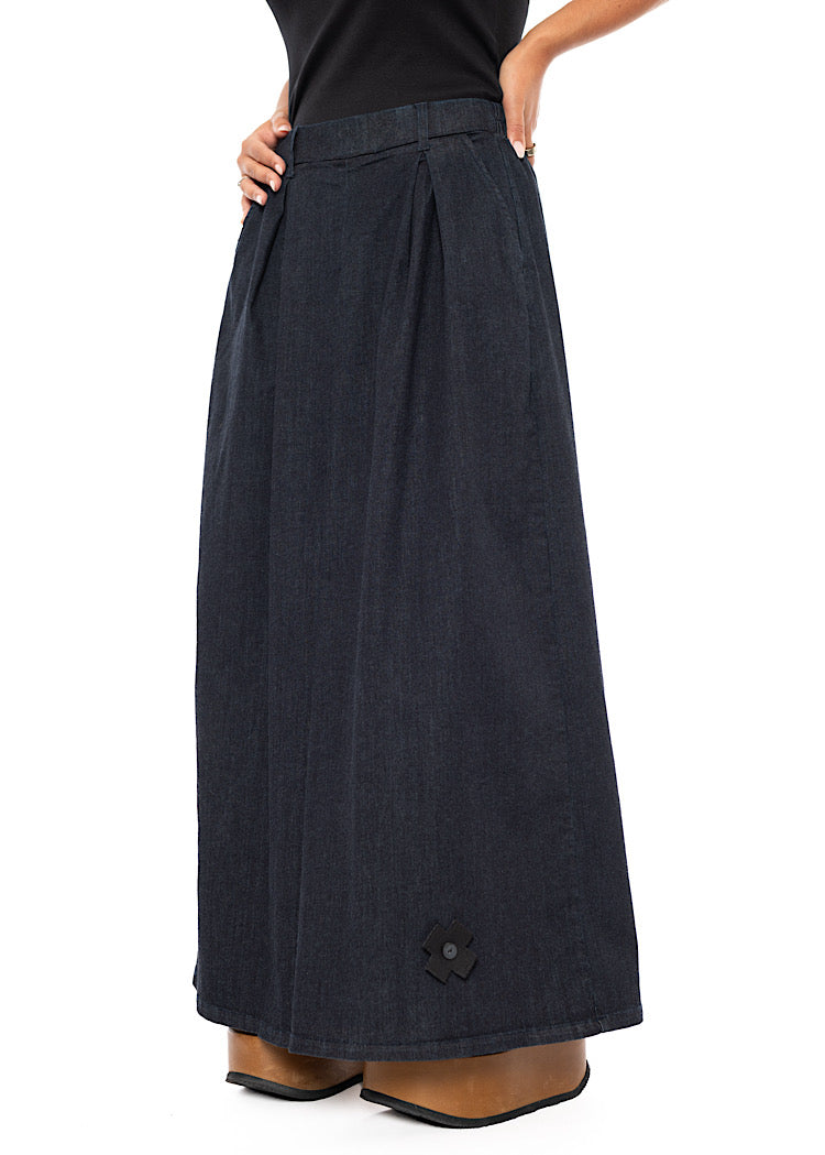 STRETCH PLEATED WIDE-LEG TROUSER