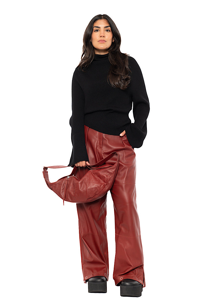 CROSSBODY LEATHER BAG