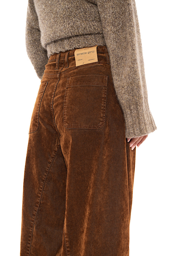 FLOCKED BARREL-LEG TROUSER