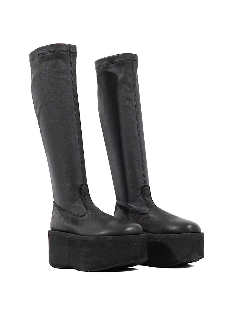 PRE-LOVED SORT AARHUS BOOT