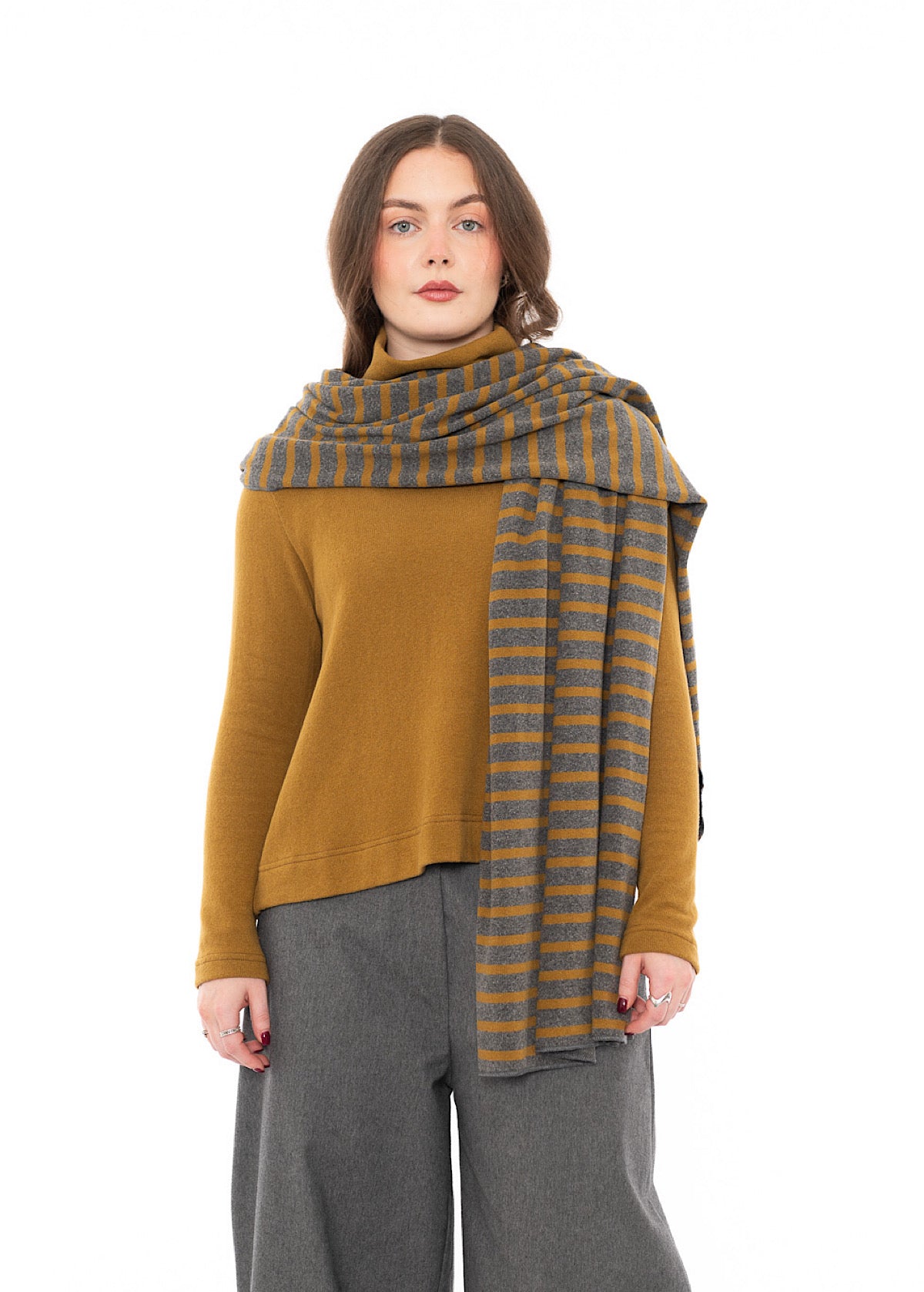 SIGNATURE STRIPED SEGOVIA SCARF