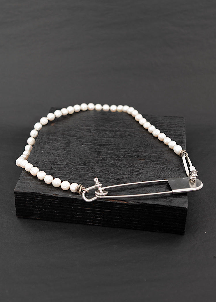 MYA LAMBRECHT NECKLACE