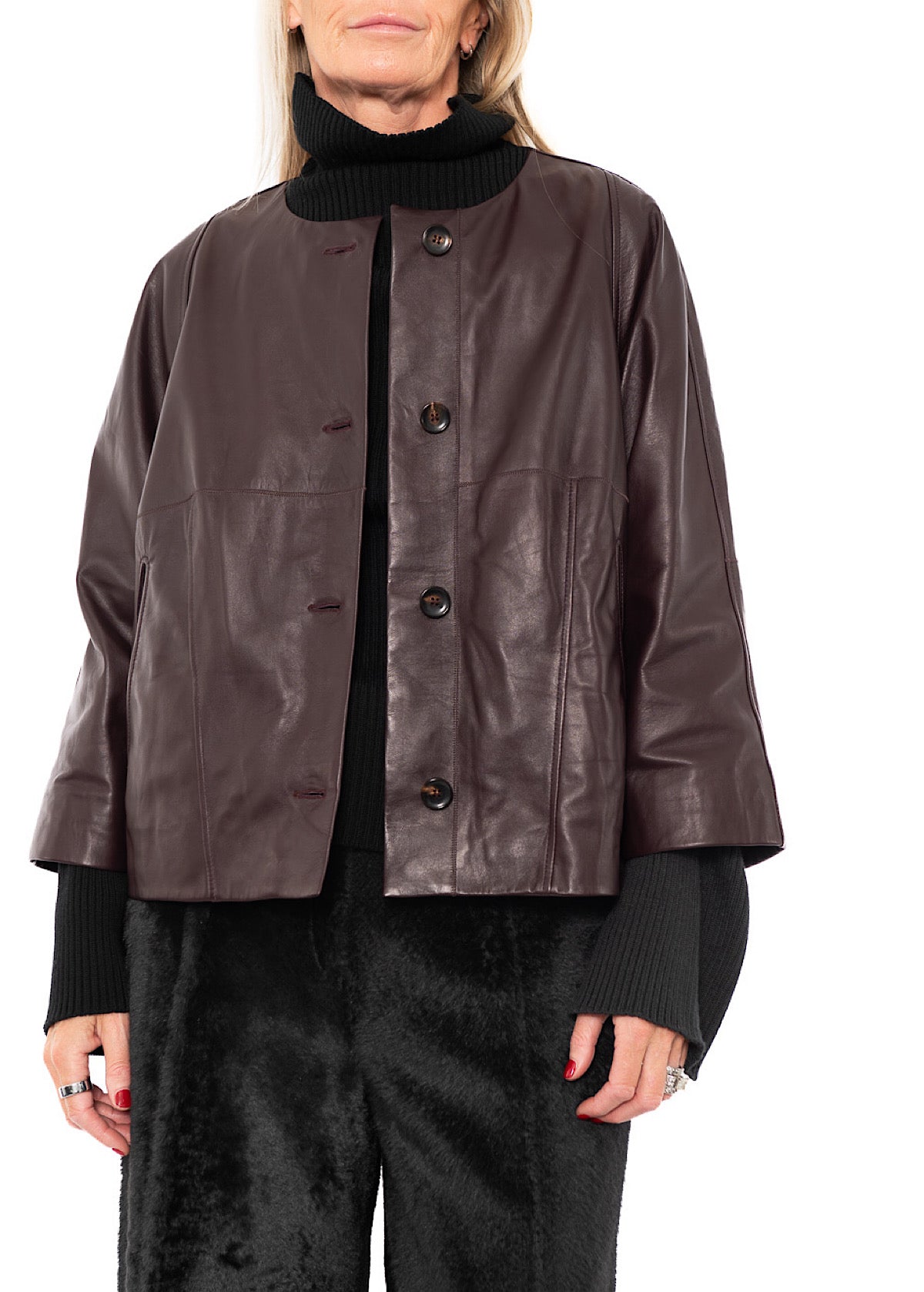 SIGNATURE LEATHER JACKET