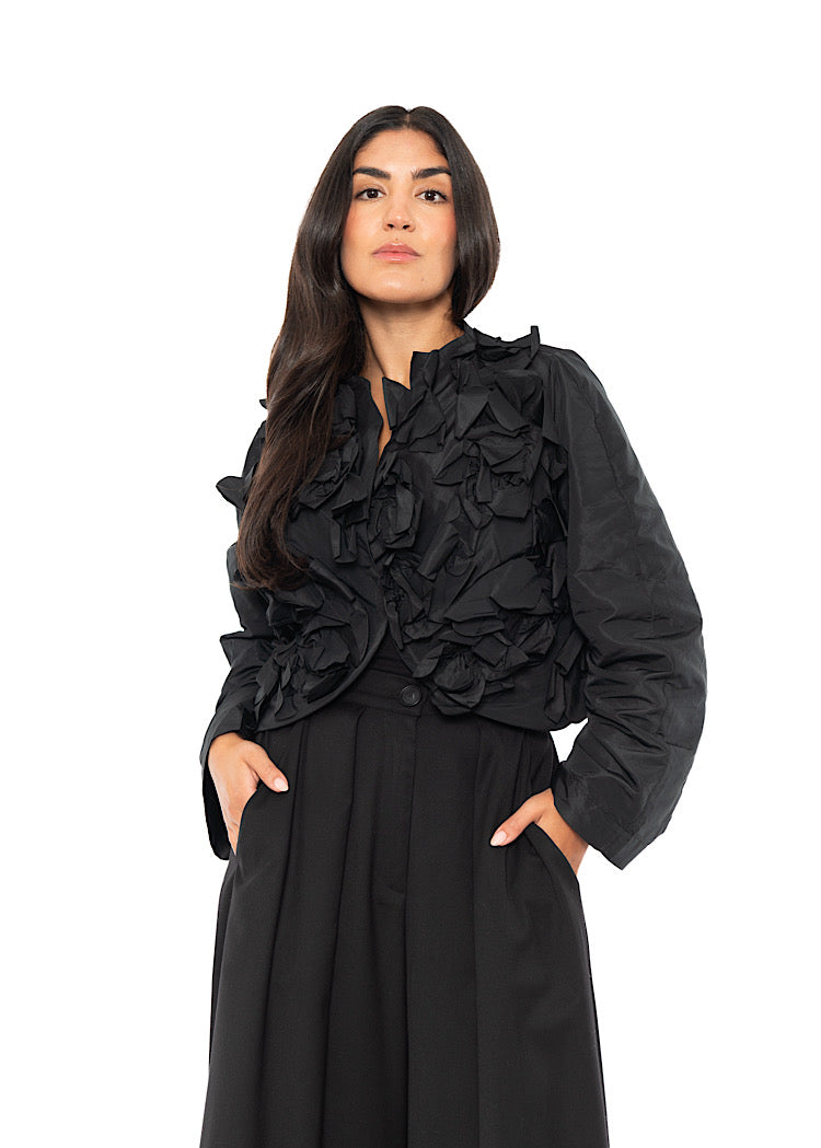 FLOWER APPLIQUÉ SHORT JACKET