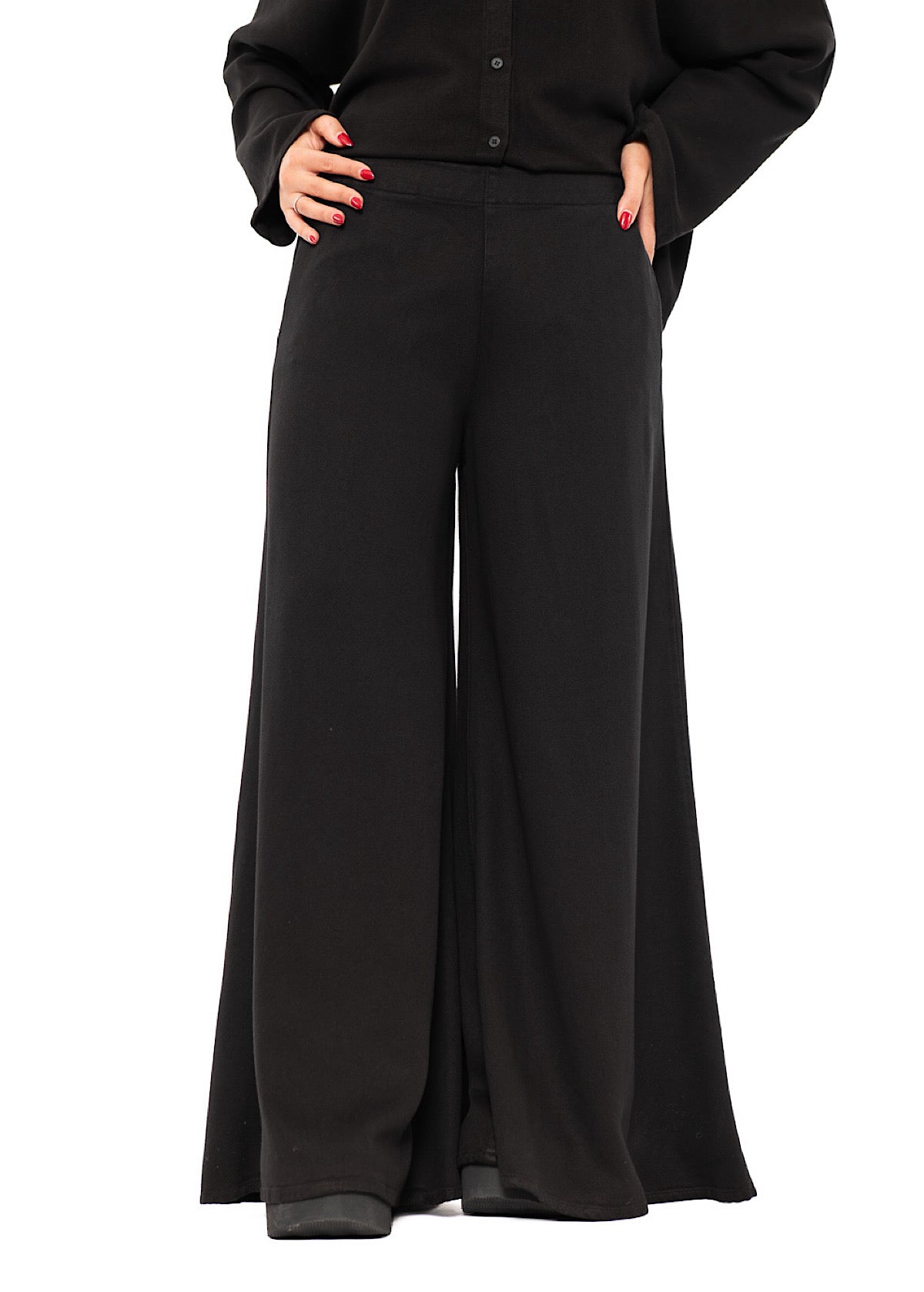 HIGH-WAISTED WIDE LEG TROUSER