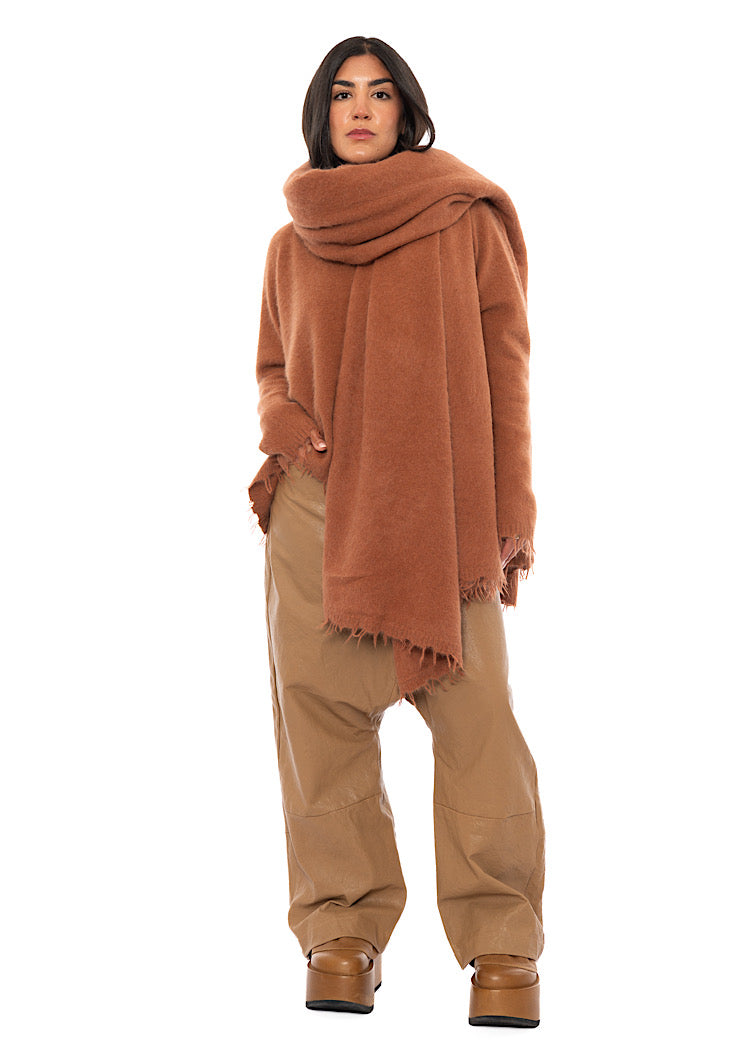 OVERSIZED FRAYED KNIT SCARF