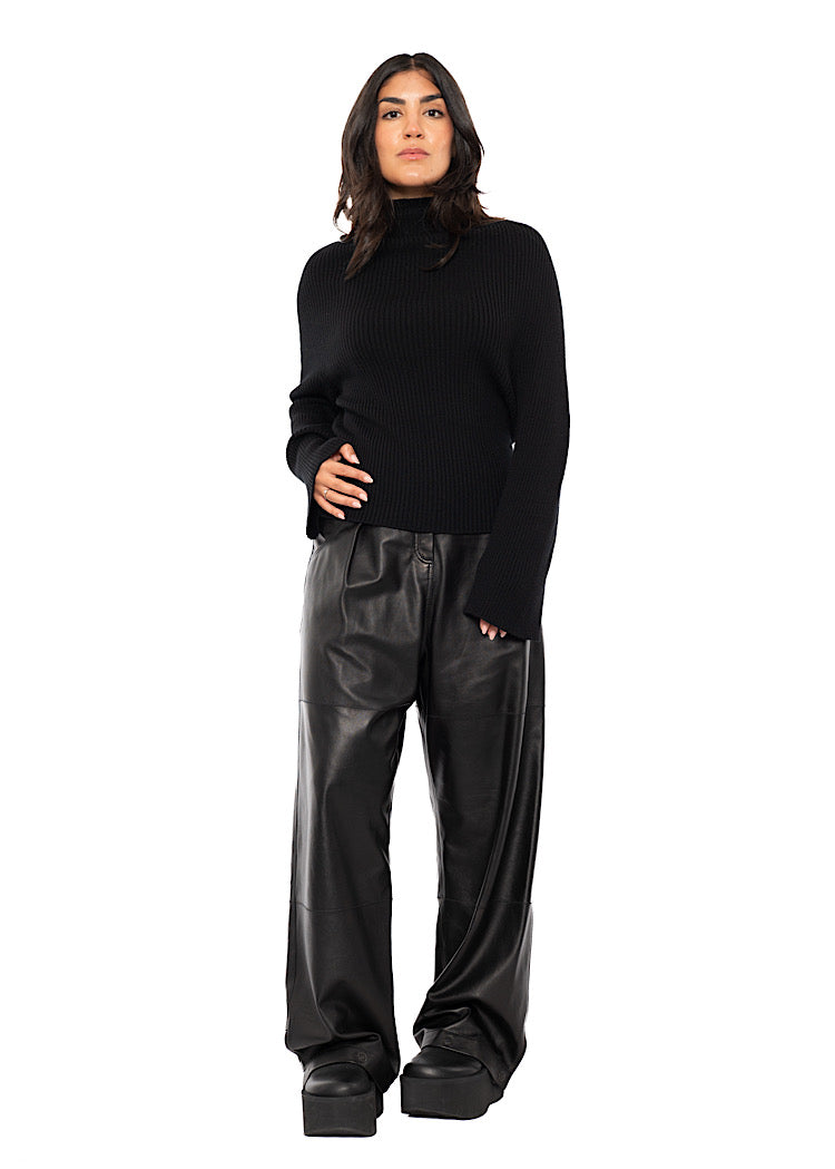 RELAXED WIDE LEG LEATHER TROUSER