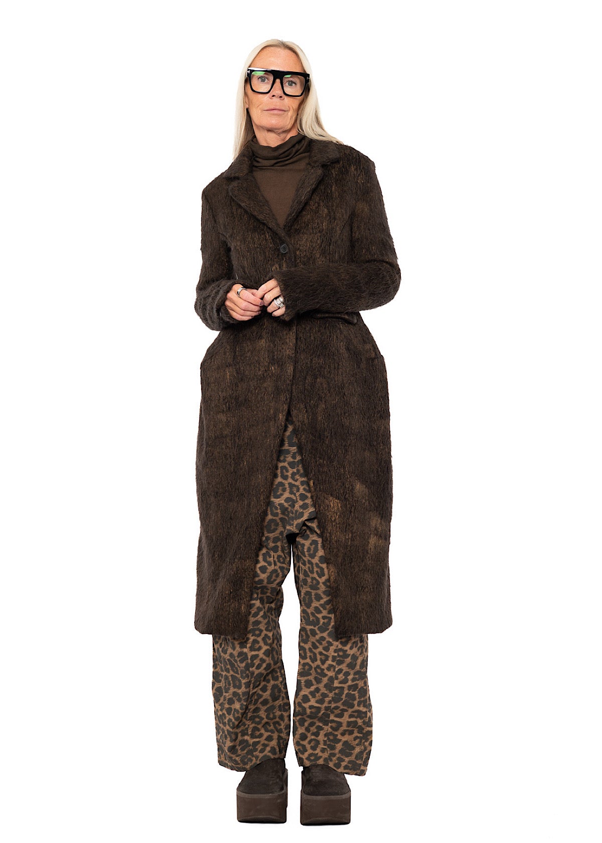 SCULPTED LONG-HAIR WOOL COAT