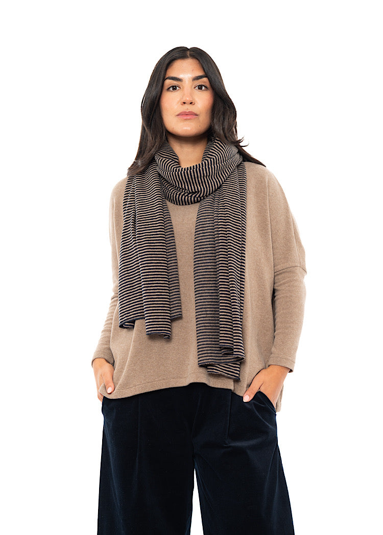 SIGNATURE STRIPED SEGOVIA SCARF