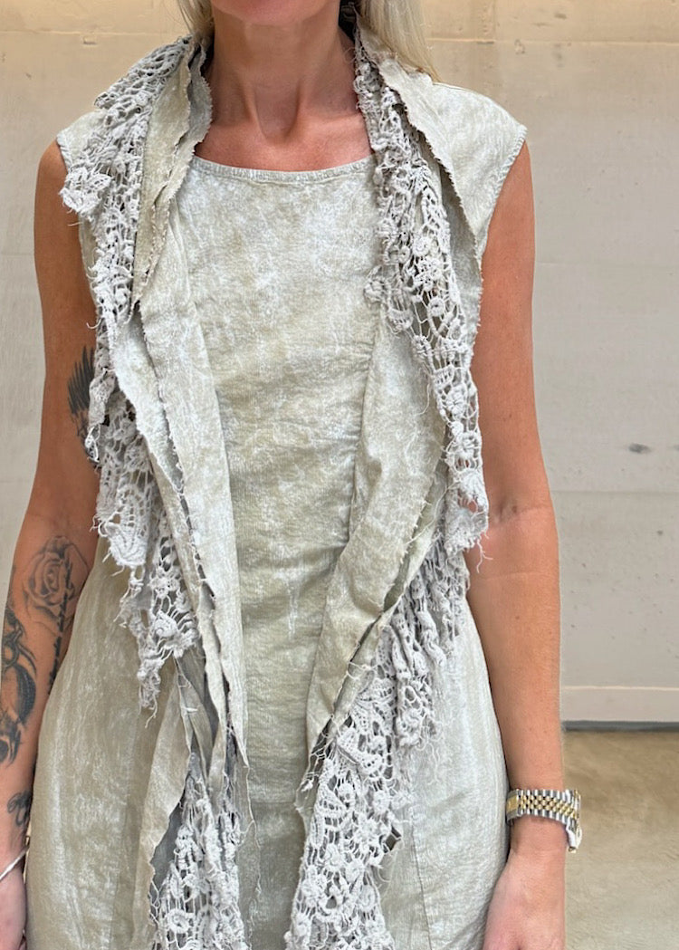 PRE-ORDER RUNDHOLZ DIP DRESS