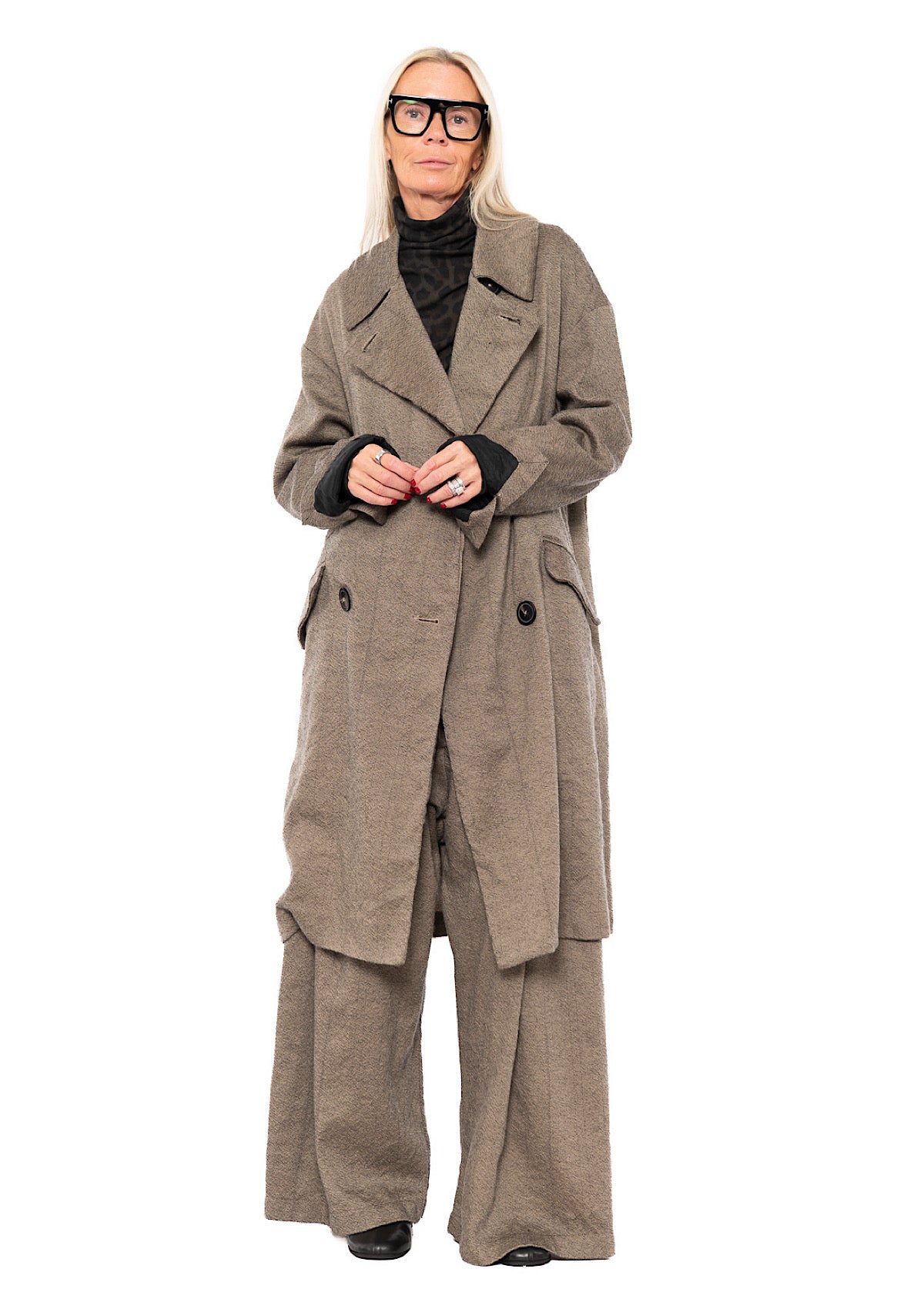 DOUBLE-BREASTED PINSTRIPE WOOL COAT