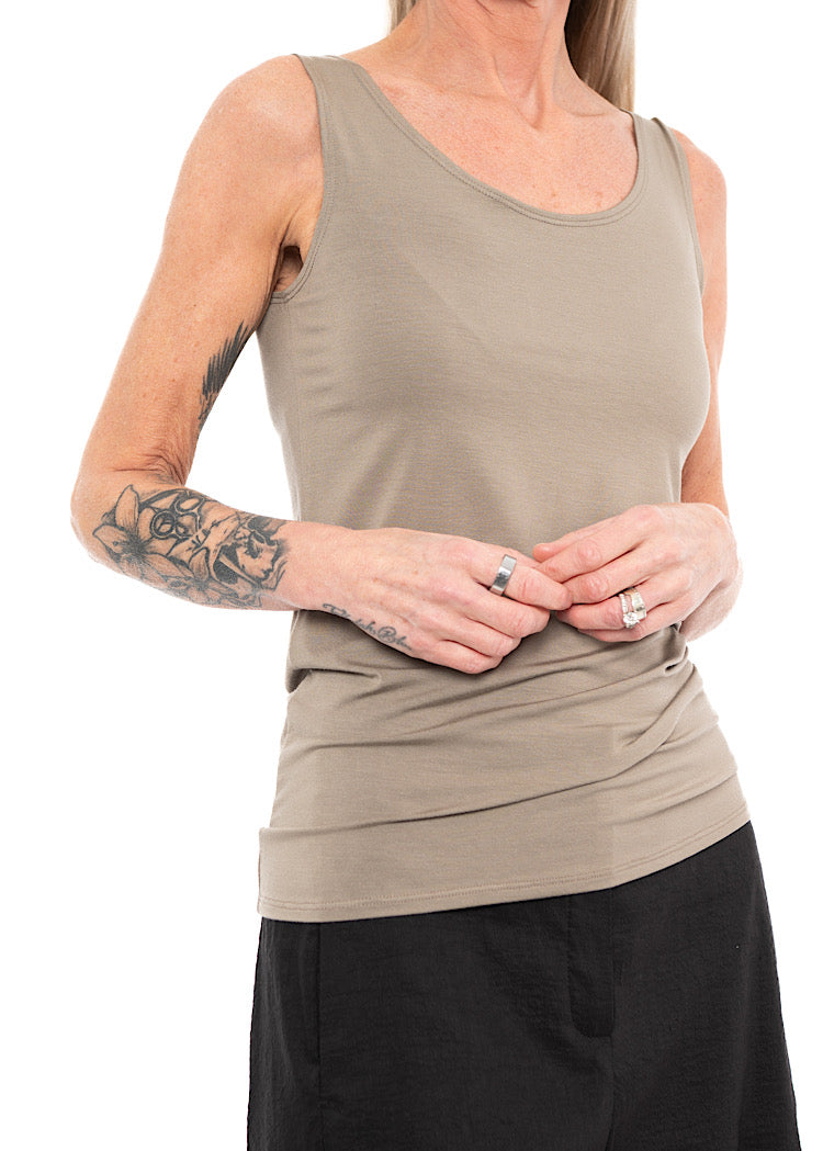 SARAH PACINI ANAIS TOP