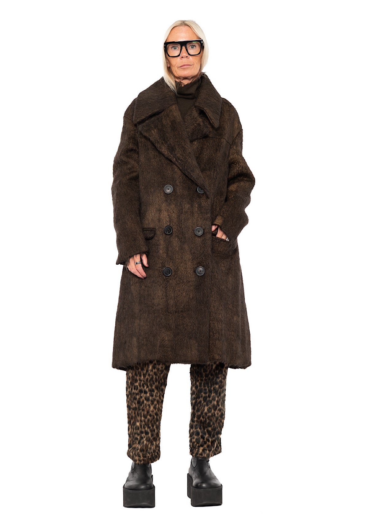 OVERSIZED LONG-HAIR WOOL COAT WITH DETACHABLE LEOPARD COLLAR