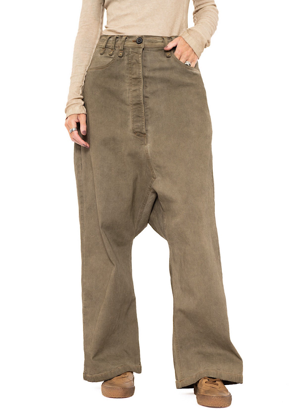 GARMENT-DYED WIDE-LEG DENIM TROUSER