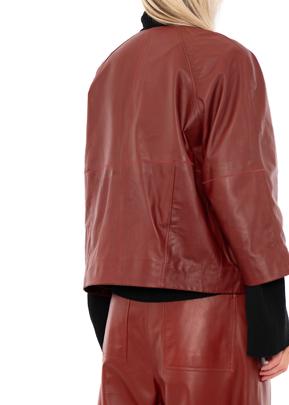 SIGNATURE LEATHER JACKET