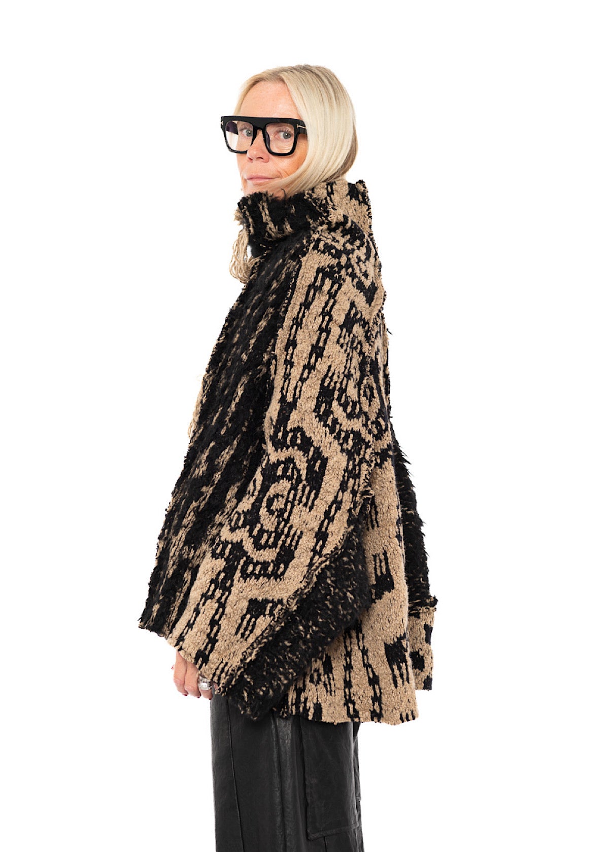 OVERSIZED TAPESTRY KNIT PULLOVER
