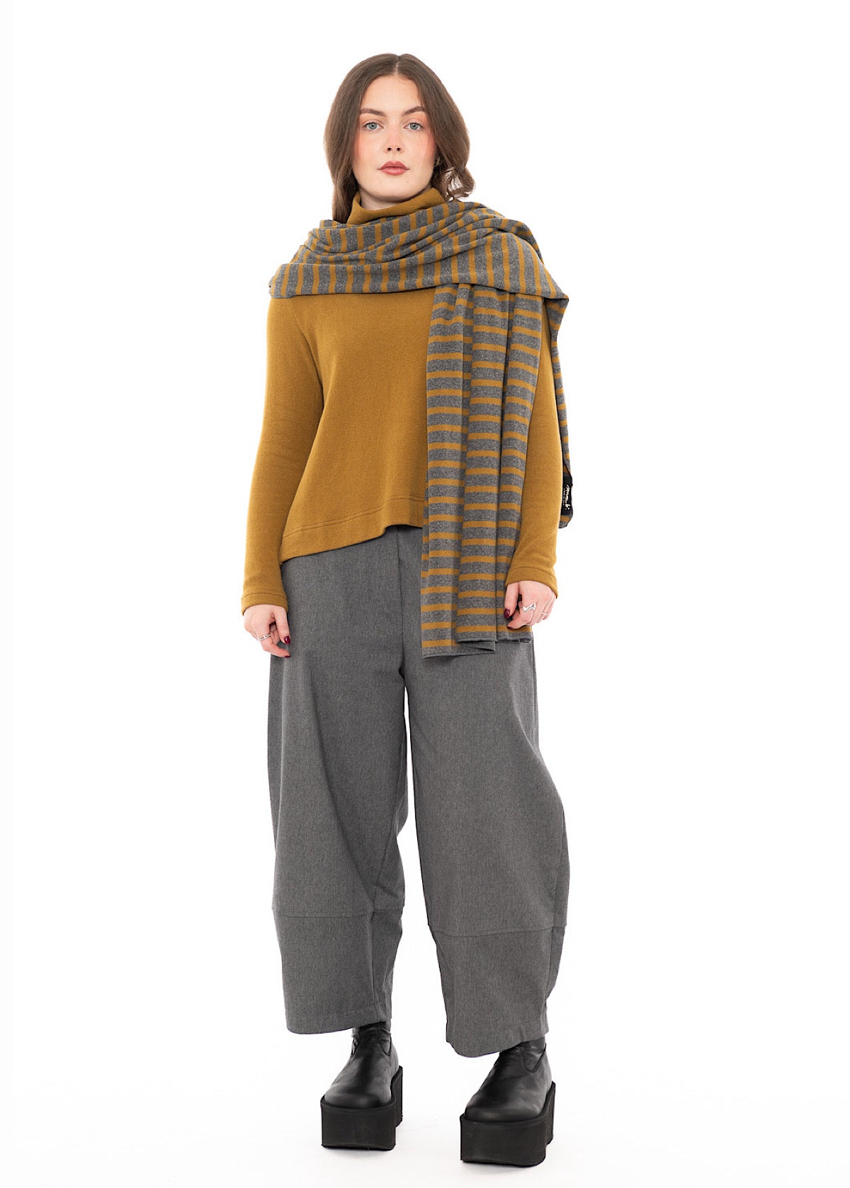 SIGNATURE STRIPED SEGOVIA SCARF