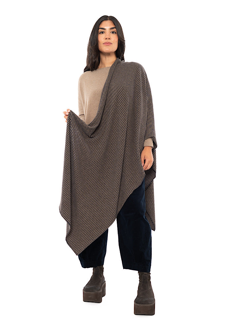SIGNATURE STRIPED SEGOVIA SCARF