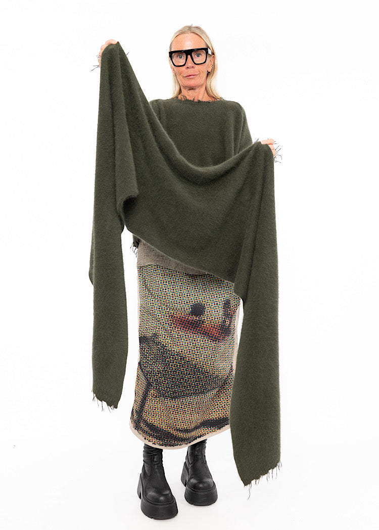 RUNDHOLZ DIP 1/3 SHARER KNITTED SCARF