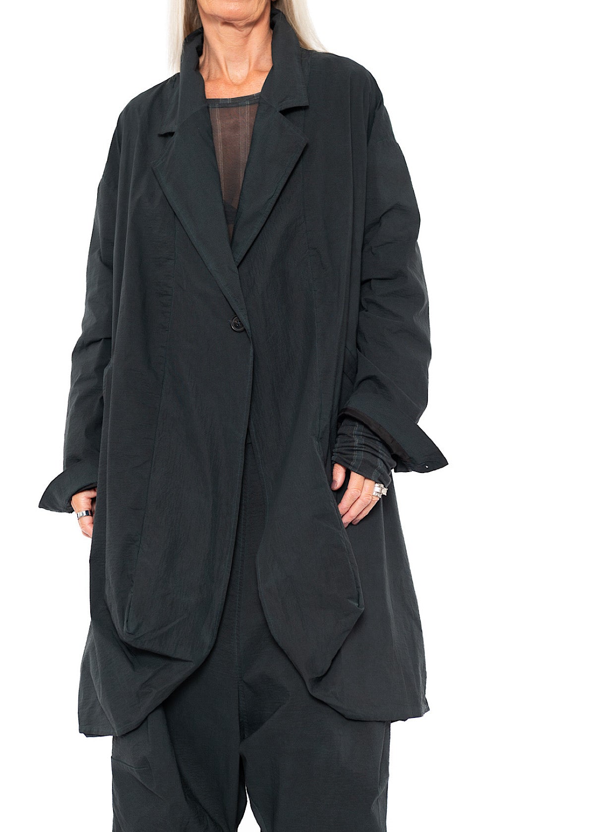 SIGNATURE OVERSIZED COAT