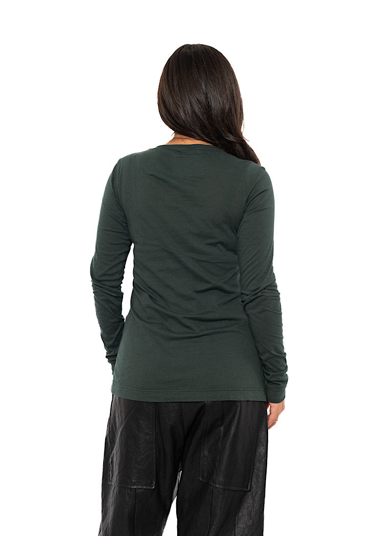 LONG SLEEVE ESSENTIAL T-SHIRT