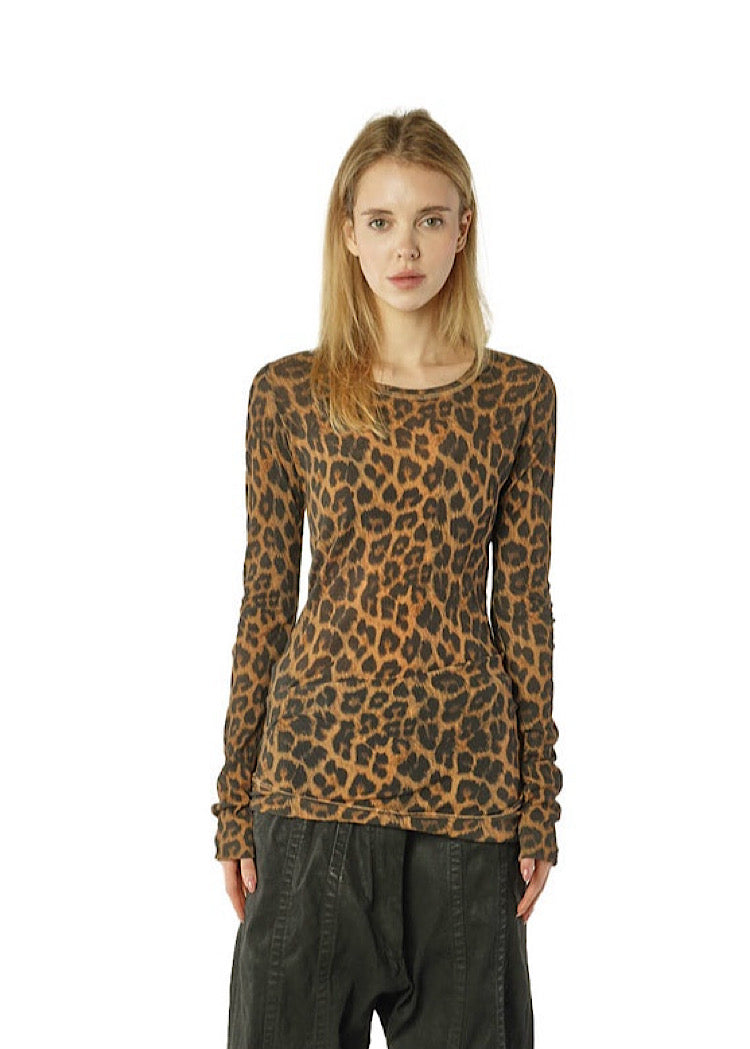 FITTED LEOPARD PRINT RIB T-SHIRT
