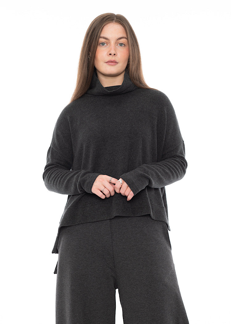 MAMA B MOYET PULLOVER