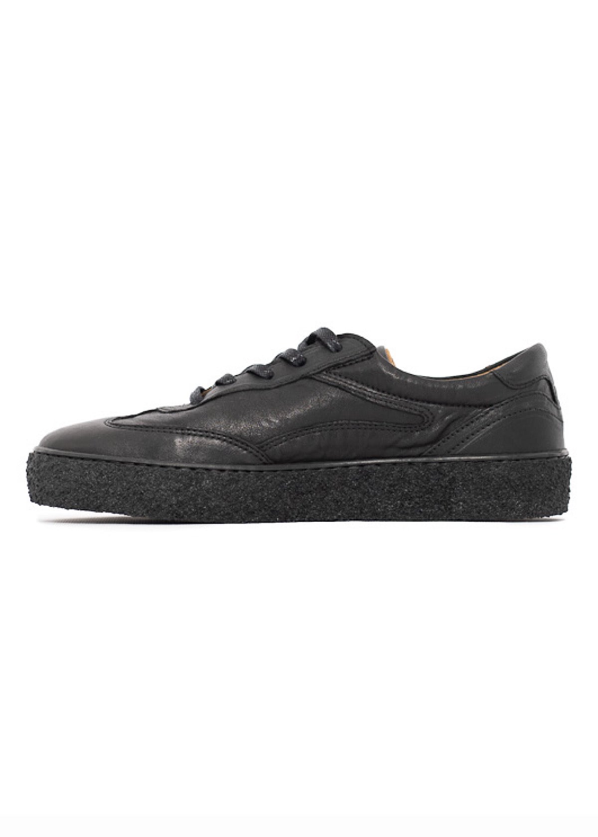 LEATHER LOW-TOP TRAINER