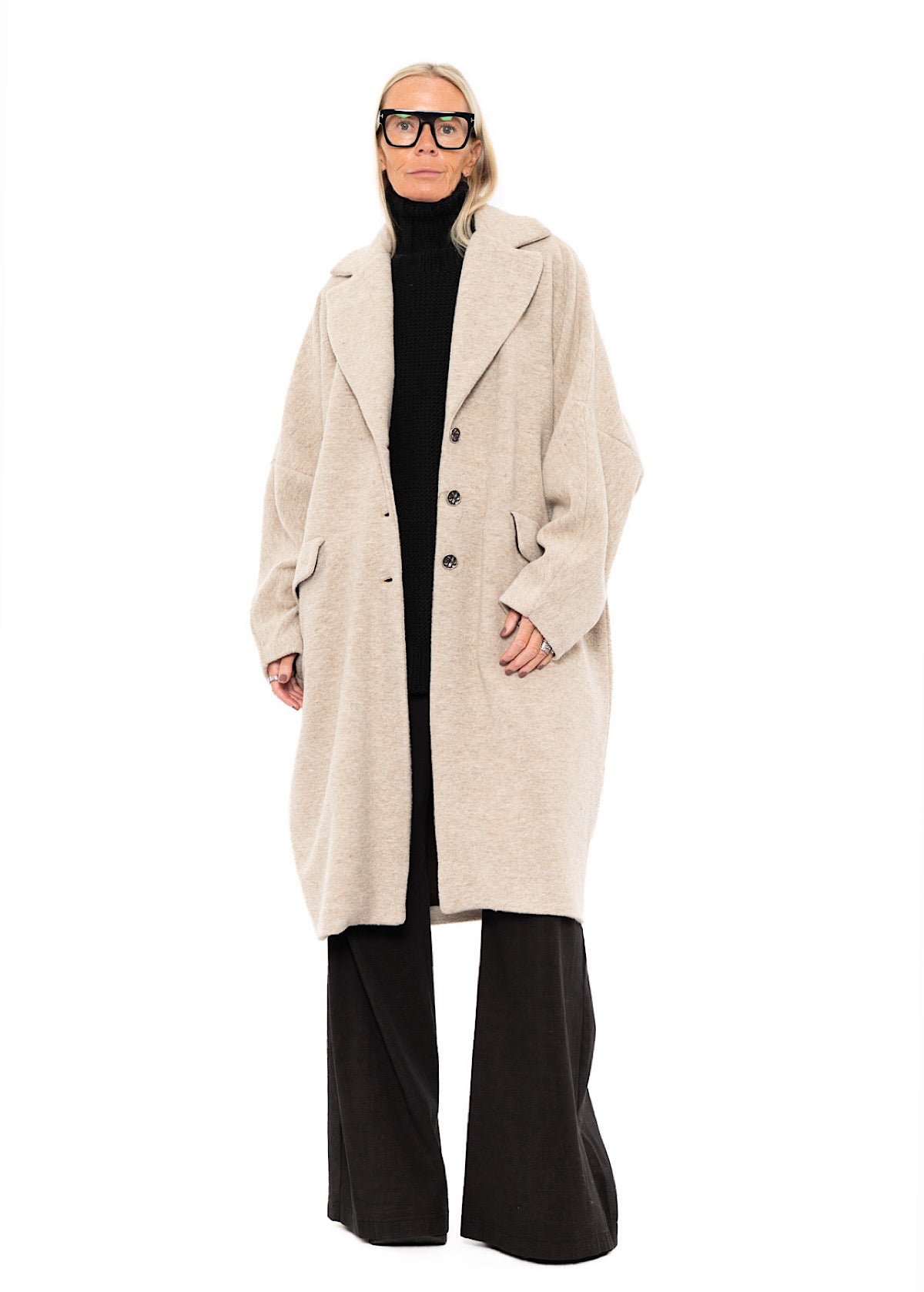 OVERSIZED WOOL-BLEND COAT