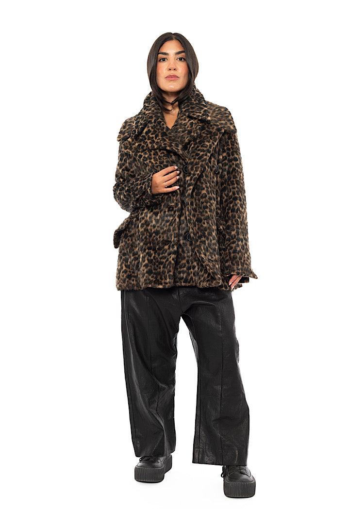 LEOPARD FAUX FUR COAT