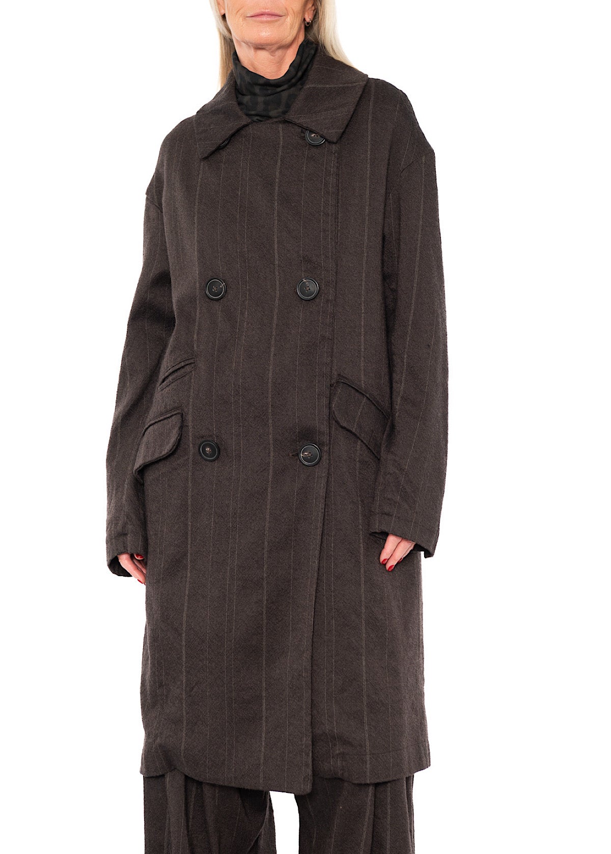 DOUBLE-BREASTED PINSTRIPE WOOL COAT