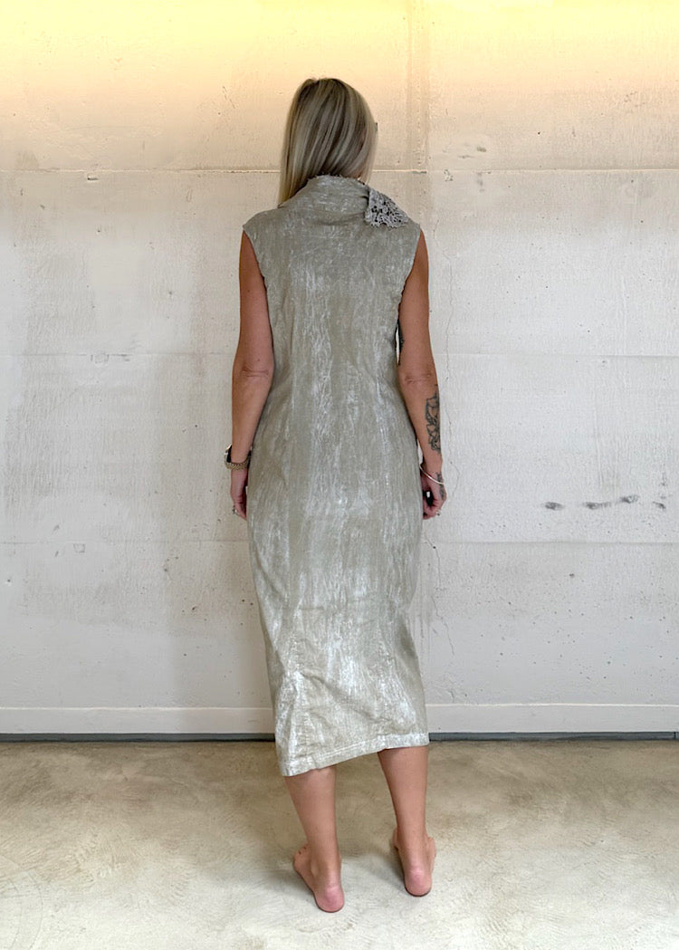 PRE-ORDER RUNDHOLZ DIP DRESS