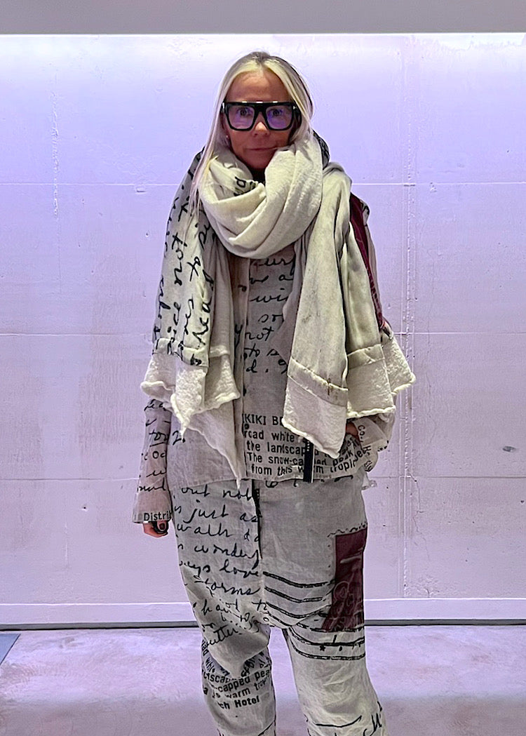 RUNDHOLZ DIP 1/2 SHARER KNITTED SCARF