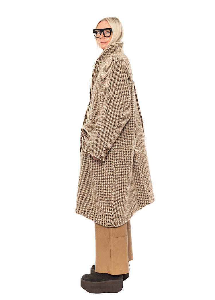 OVERSIZED DISTRESSED CHECK WOOL COAT