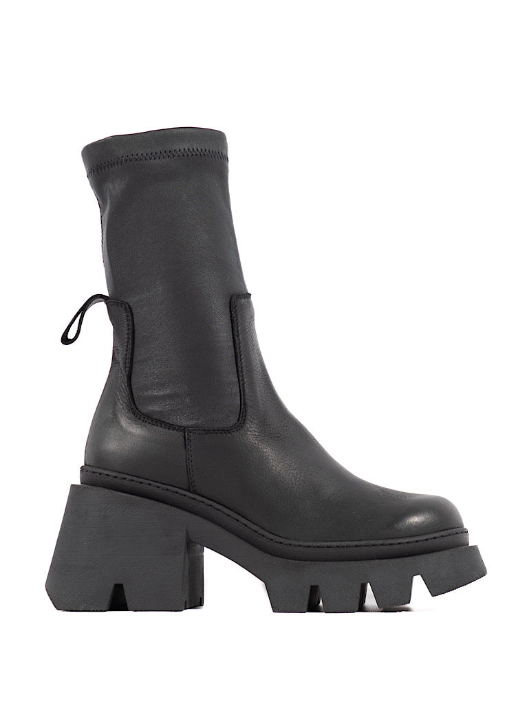 LOFINA BOOT