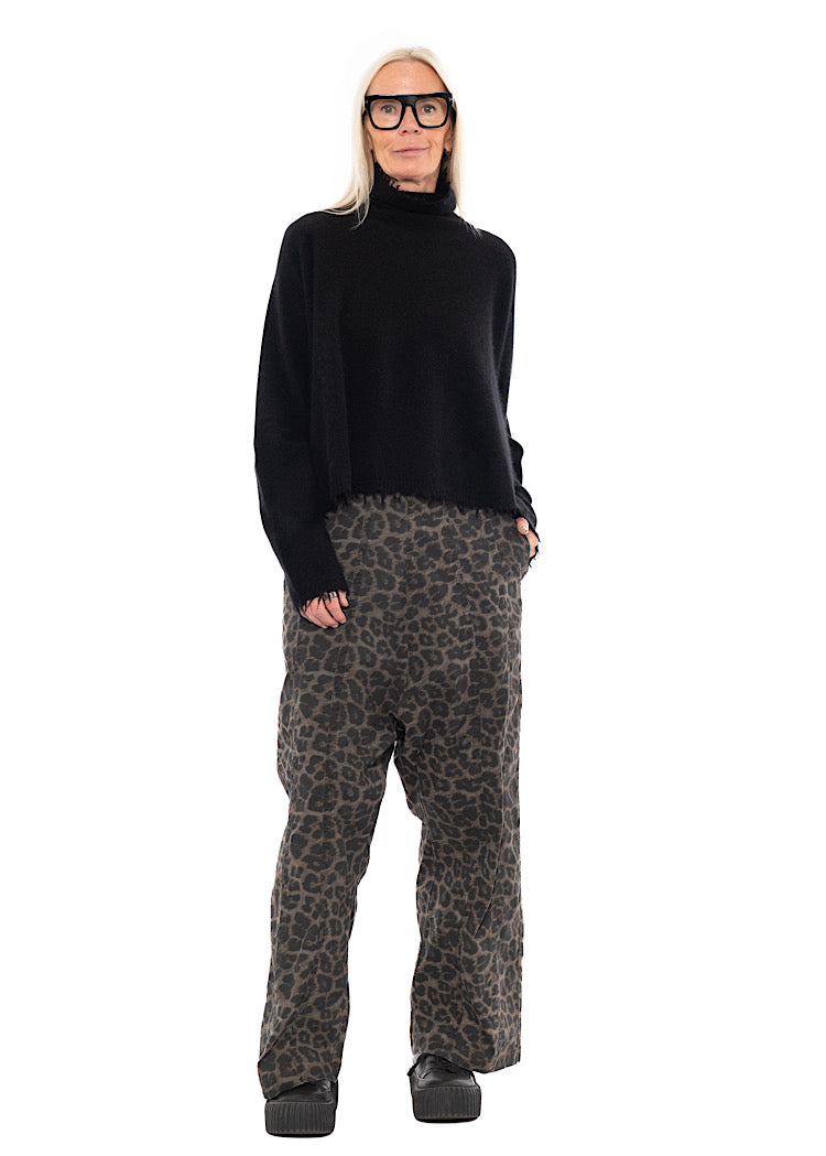 SIGNATURE MERINO RACCOON KNIT