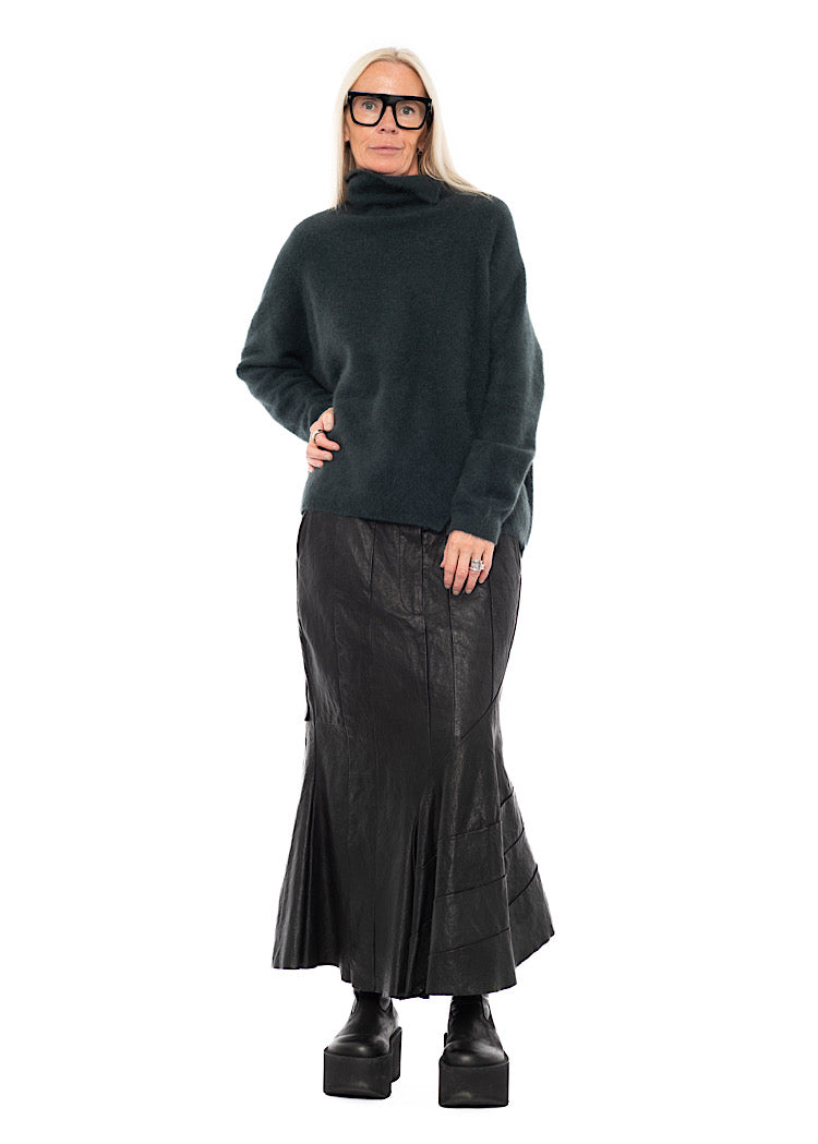 SIGNATURE RACCOON FUNNEL NECK KNIT