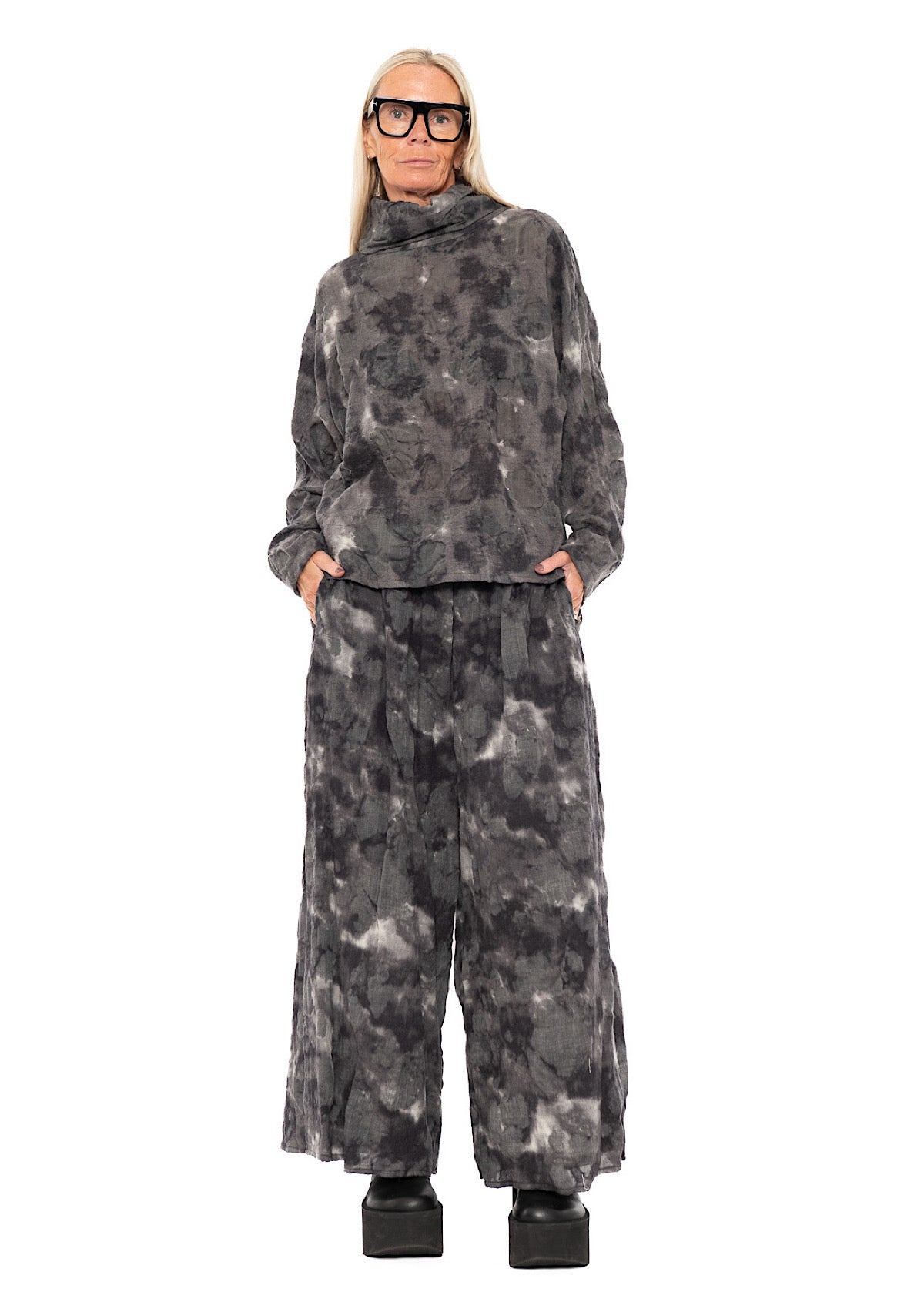 TEXTURED HIGH NECKLINE TOP