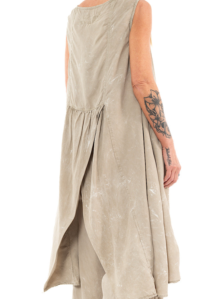 RUNDHOLZ DIP DRESS